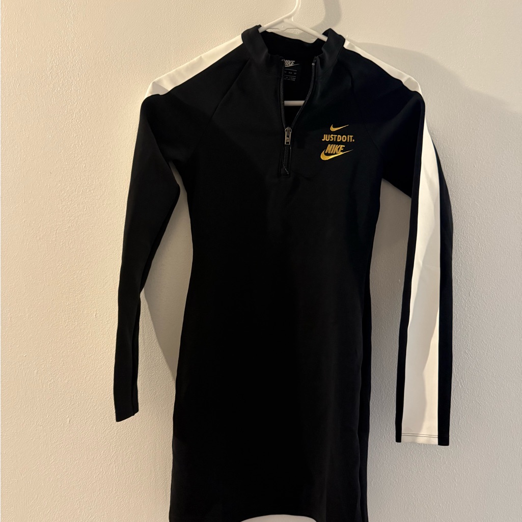 Nike Black And White Long Sleeve Dress